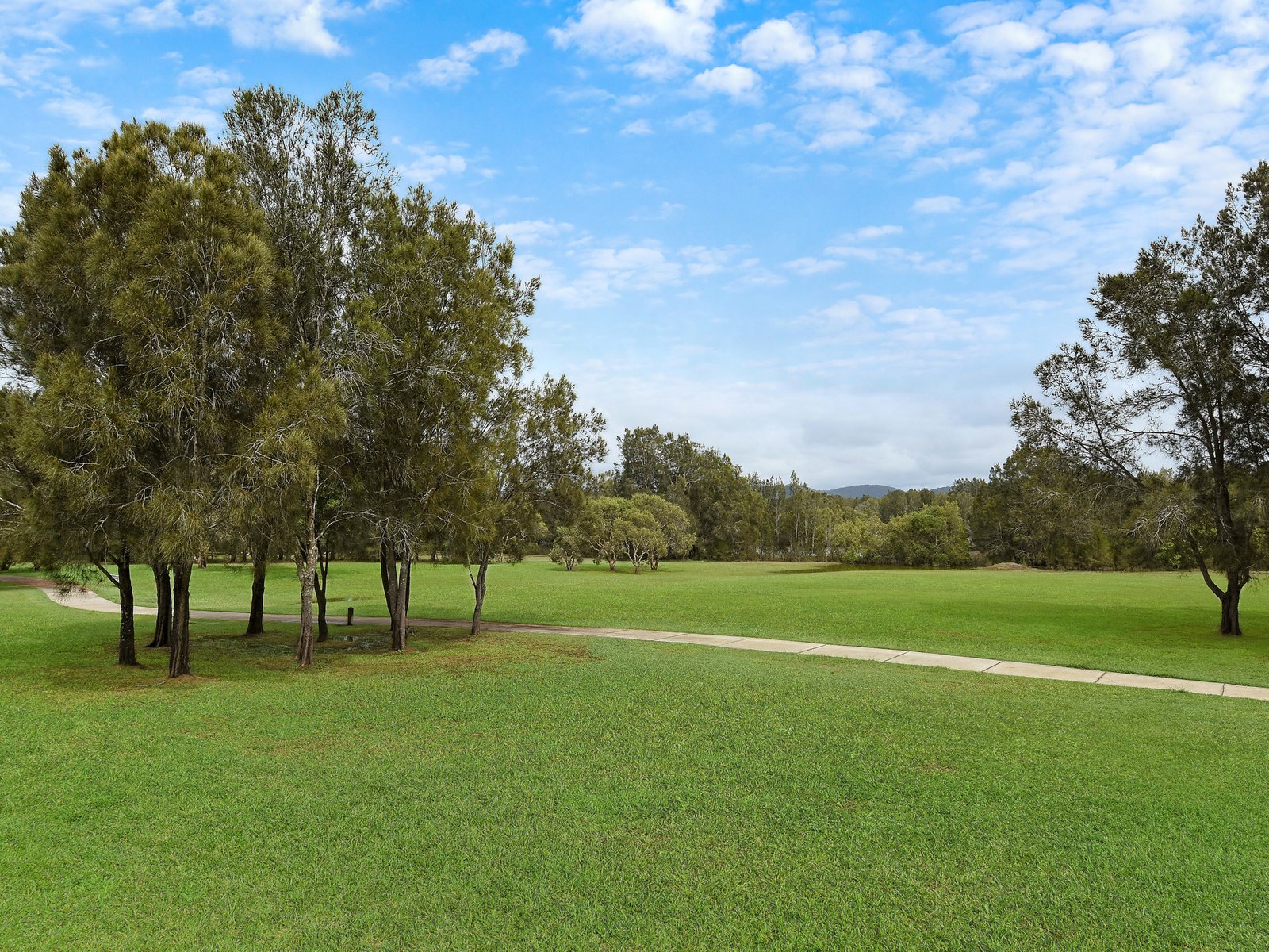 2 Hydrilla Court ELANORA 17