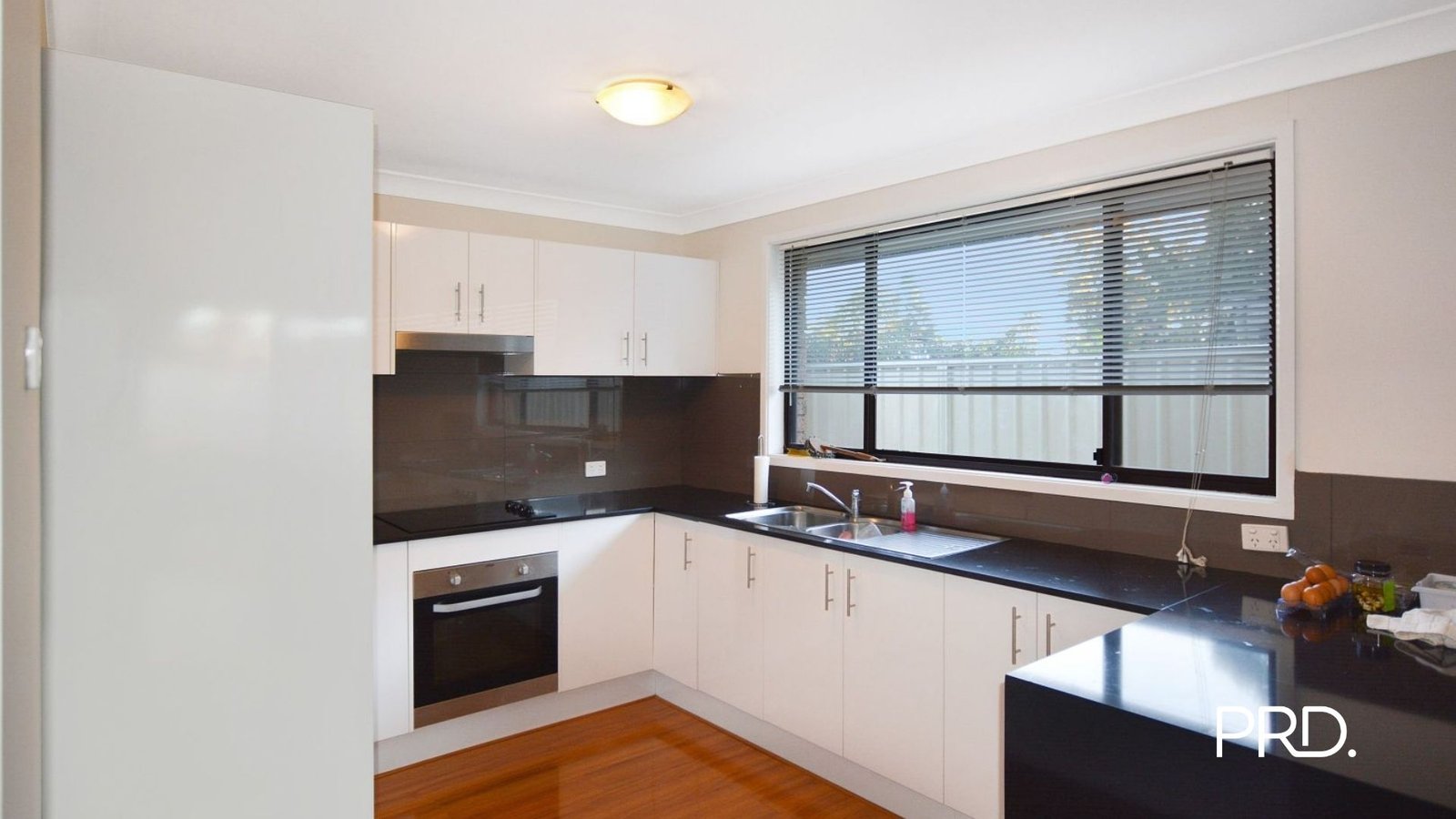 2 Ibis Place St Clair 3