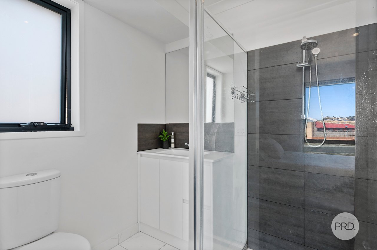 2 Ikram Court OLD BEACH 16