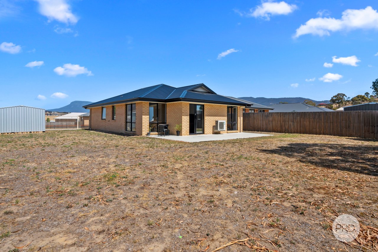 2 Ikram Court OLD BEACH 17