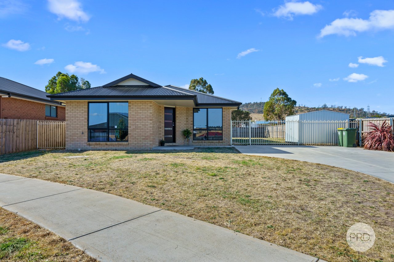 2 Ikram Court OLD BEACH 1