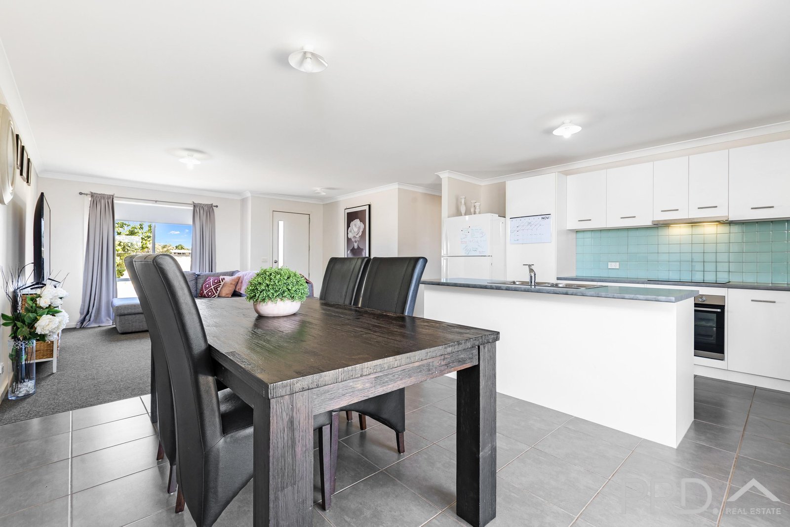 2 Immacolata Rise RED CLIFFS 8