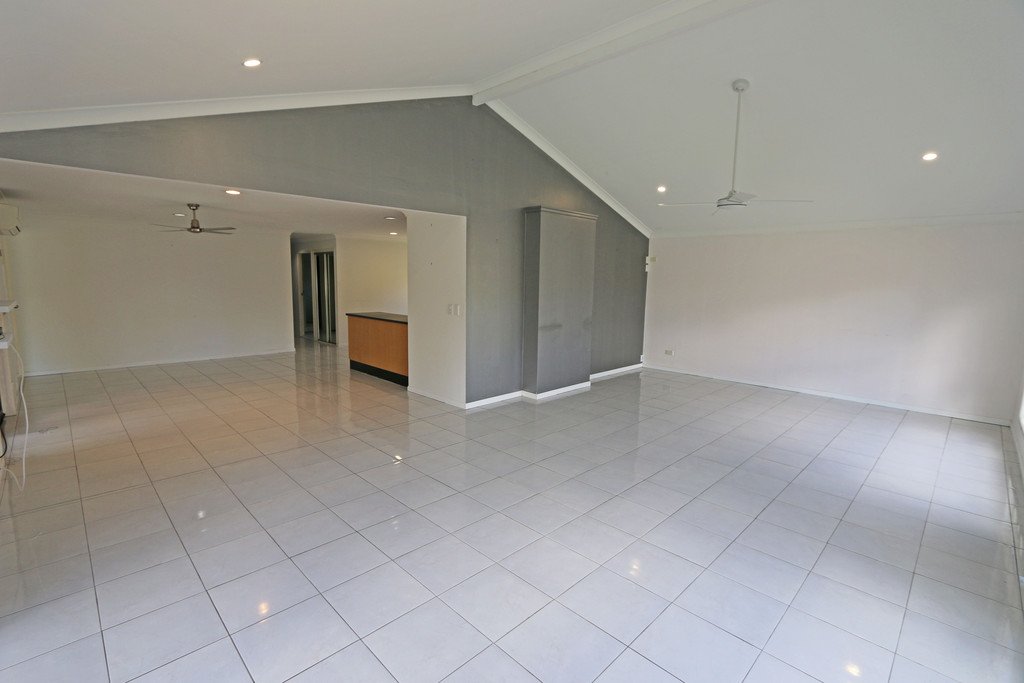 2 Innes Avenue MOLENDINAR 7