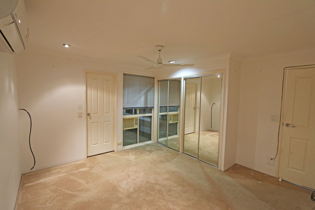 2 Innes Avenue MOLENDINAR 9