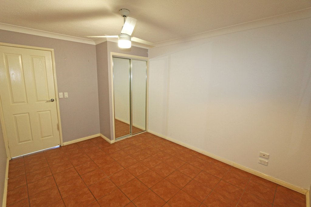 2 Innes Avenue MOLENDINAR 12