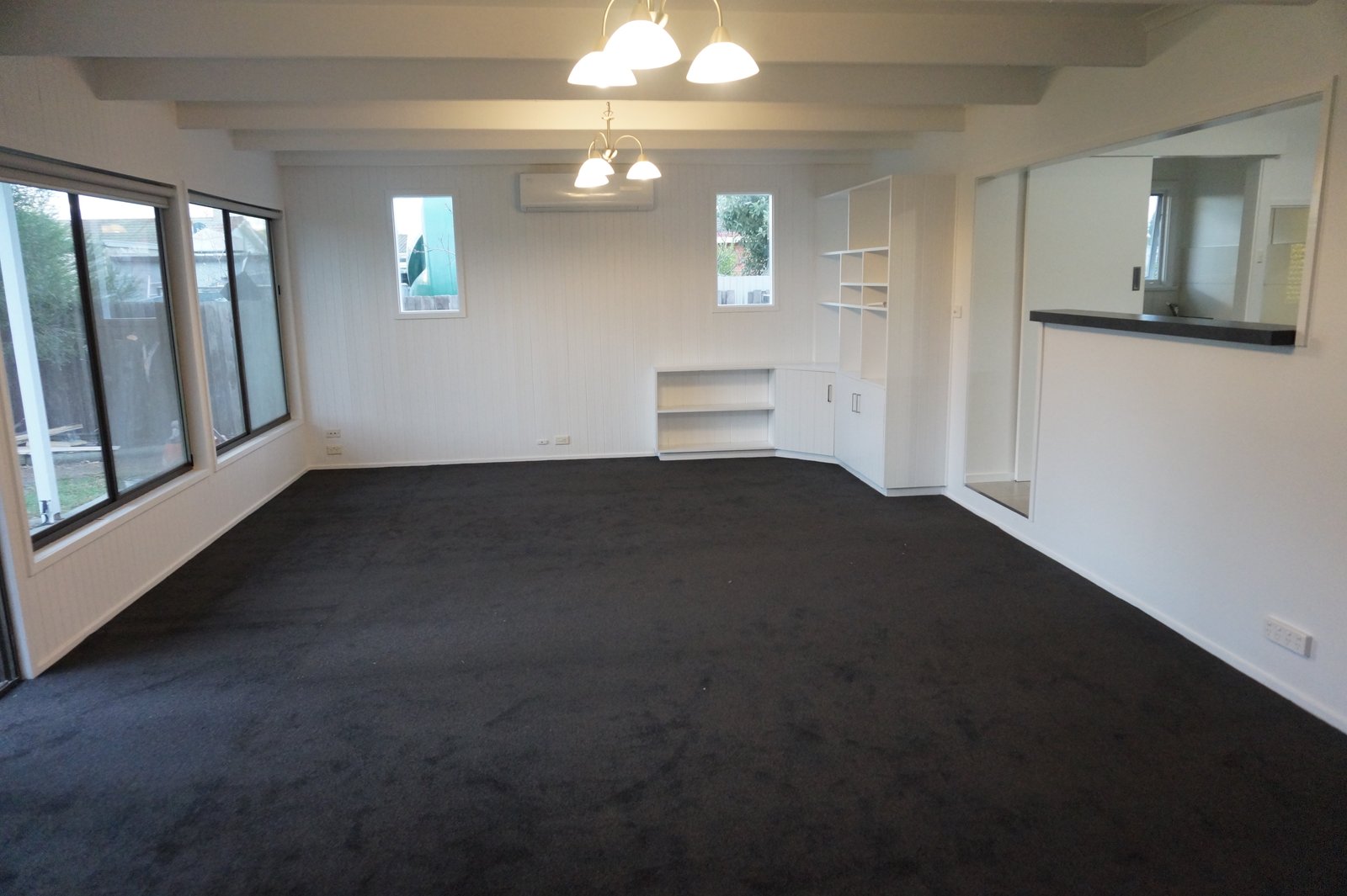 Gallery: 2 Ivanhoe Court