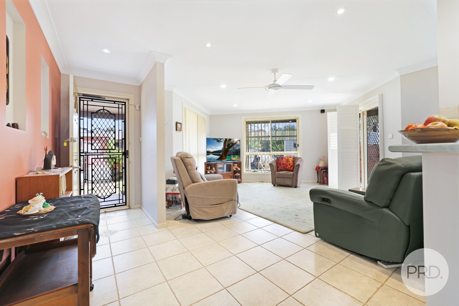 2 Ivory Place HILLVUE 14