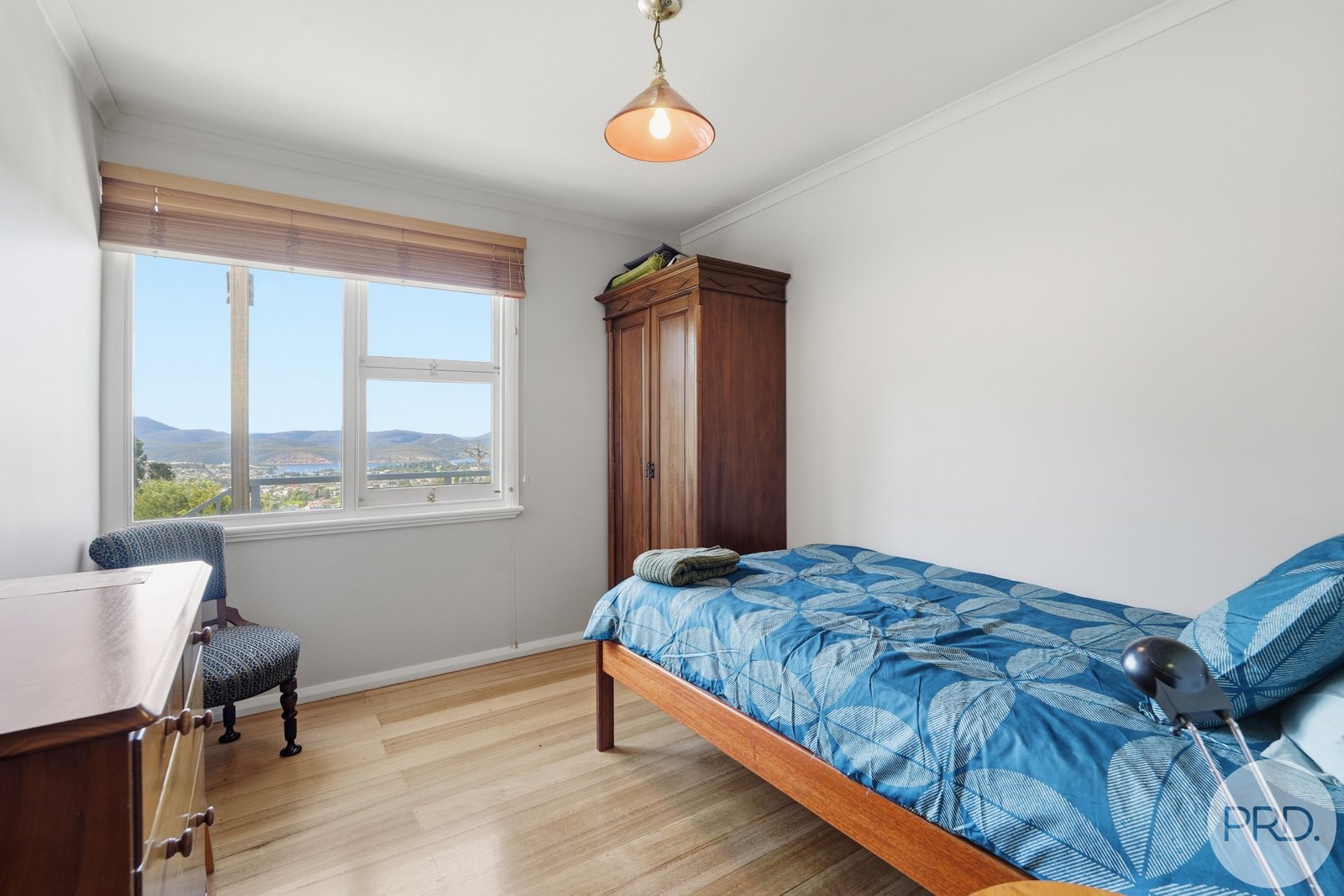 2 Jabez Crescent LENAH VALLEY 16