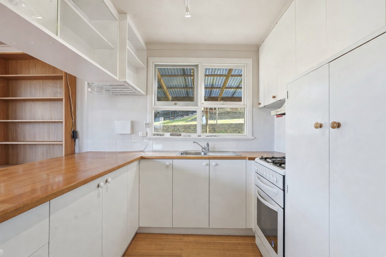 2 Jabez Crescent LENAH VALLEY 5