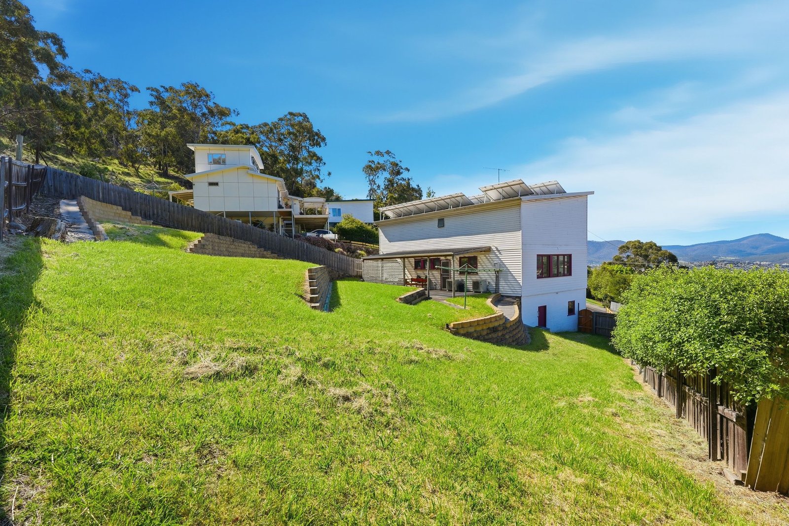 2 Jabez Crescent LENAH VALLEY 16