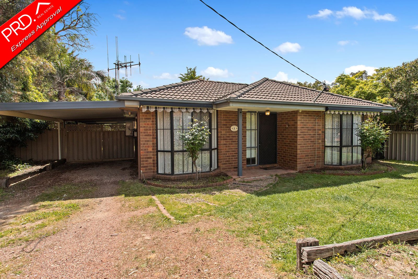 2 Jackson Street KANGAROO FLAT 2