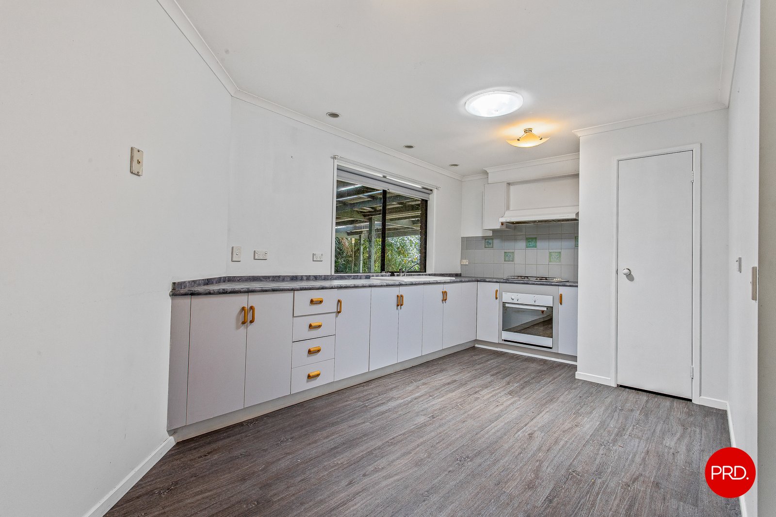 2 Jackson Street KANGAROO FLAT 5