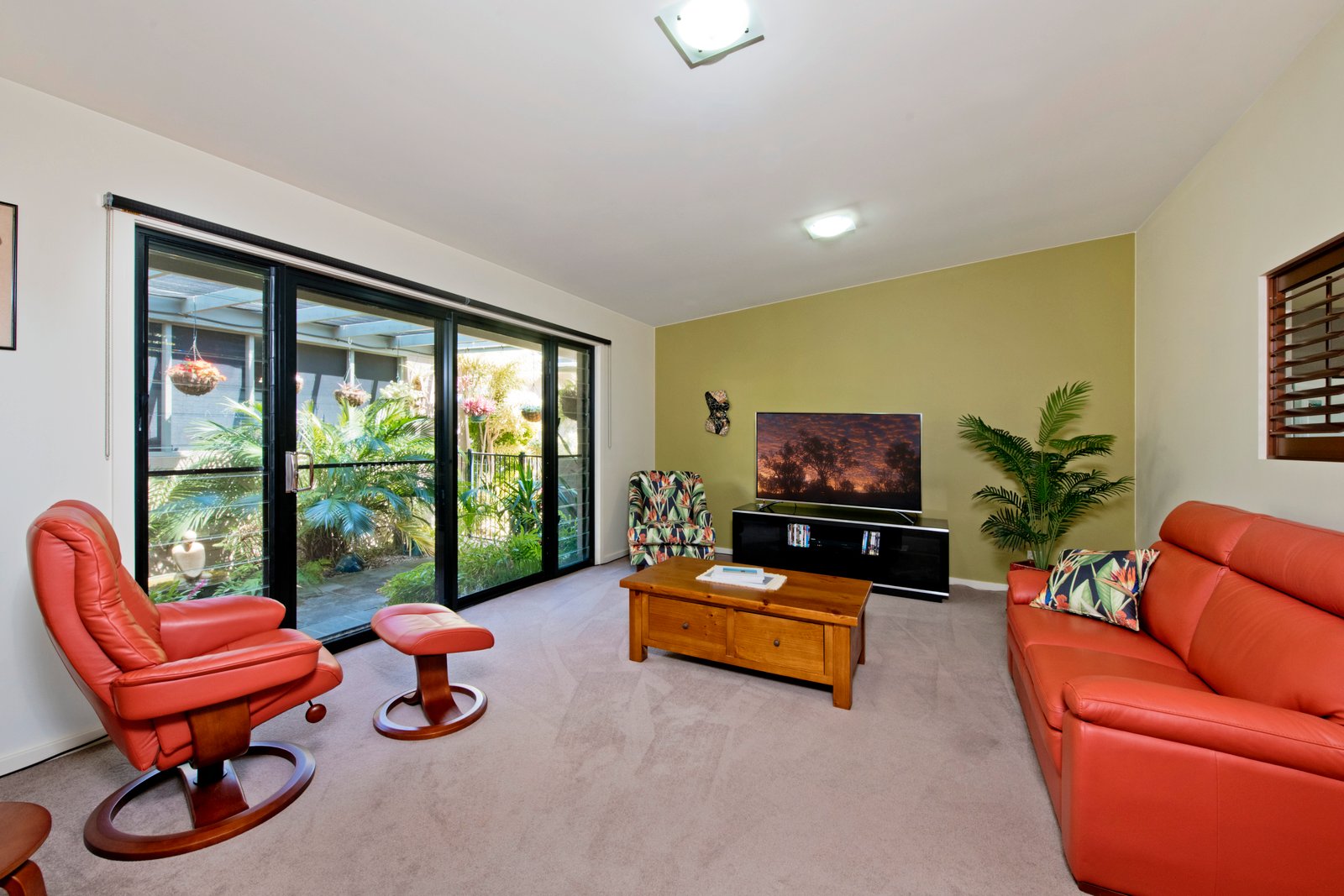 2 James Atkins Close DUNBOGAN 4