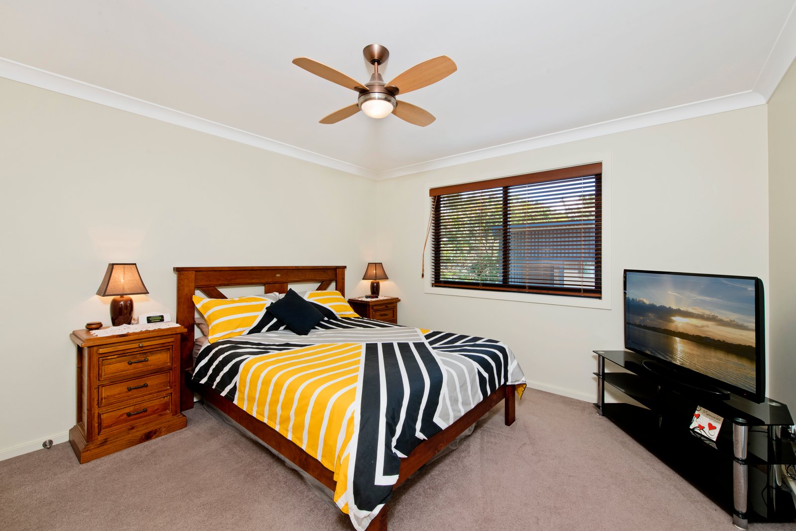2 James Atkins Close DUNBOGAN 9