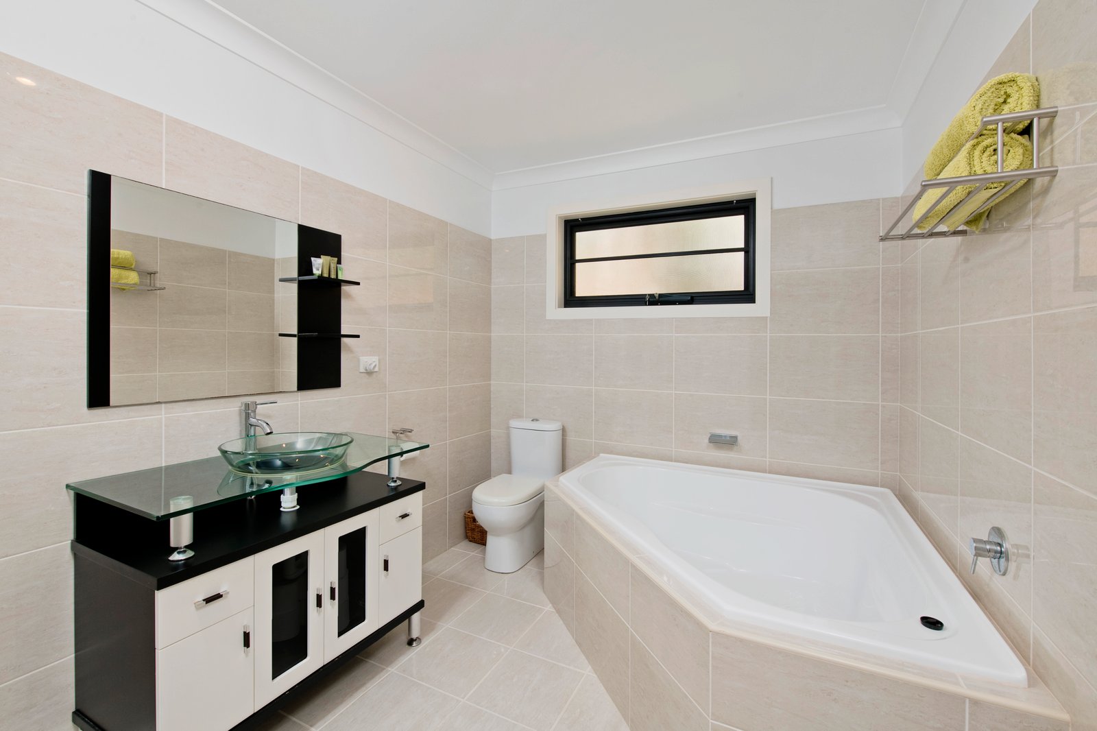 2 James Atkins Close DUNBOGAN 12