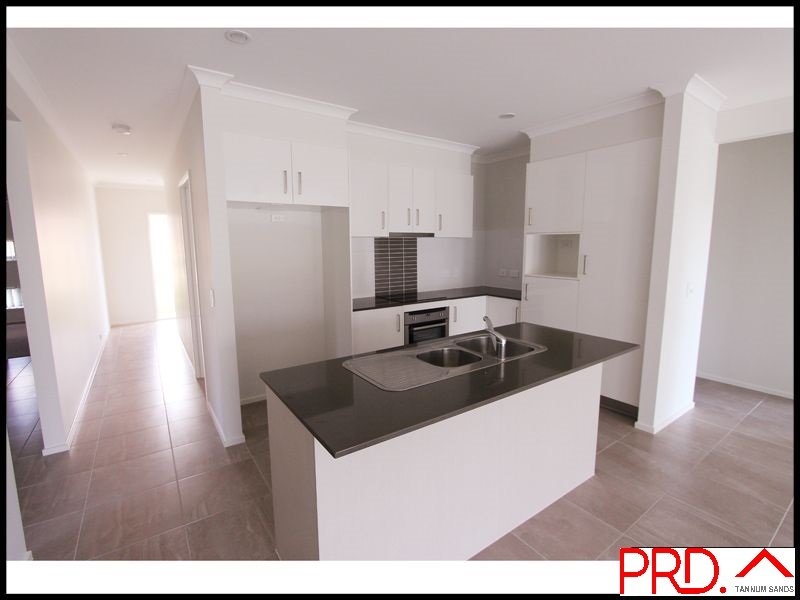 2 JARDINE Crescent BOYNE ISLAND 2