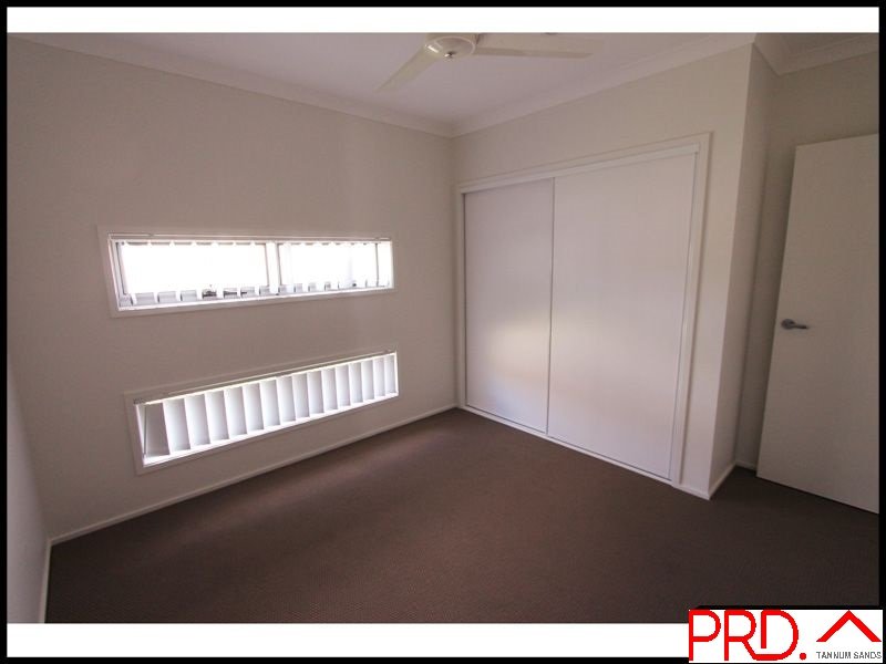 2 JARDINE Crescent BOYNE ISLAND 8