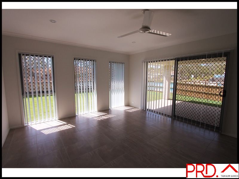 2 JARDINE Crescent BOYNE ISLAND 9