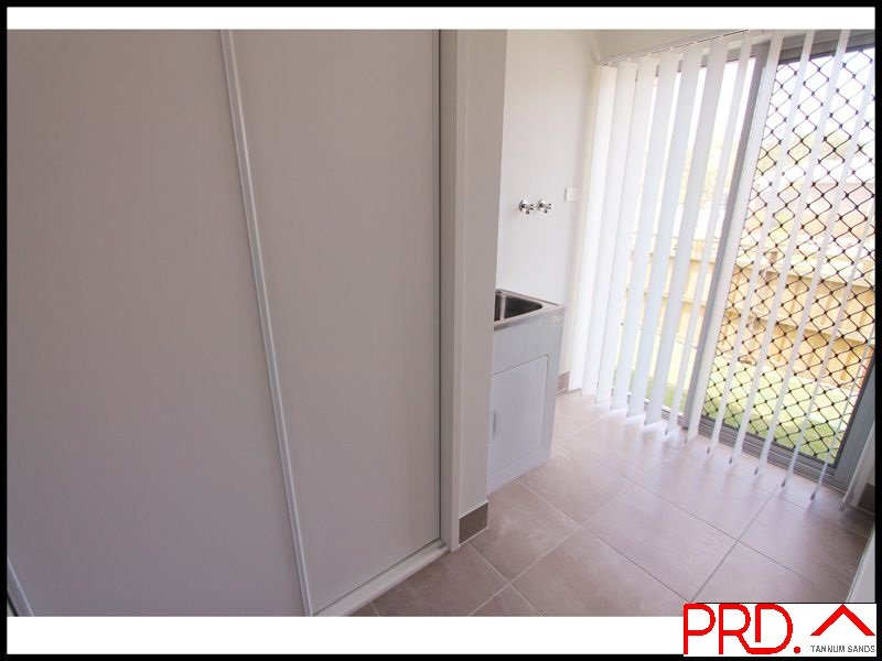 2 Jardine Crescent BOYNE ISLAND 9