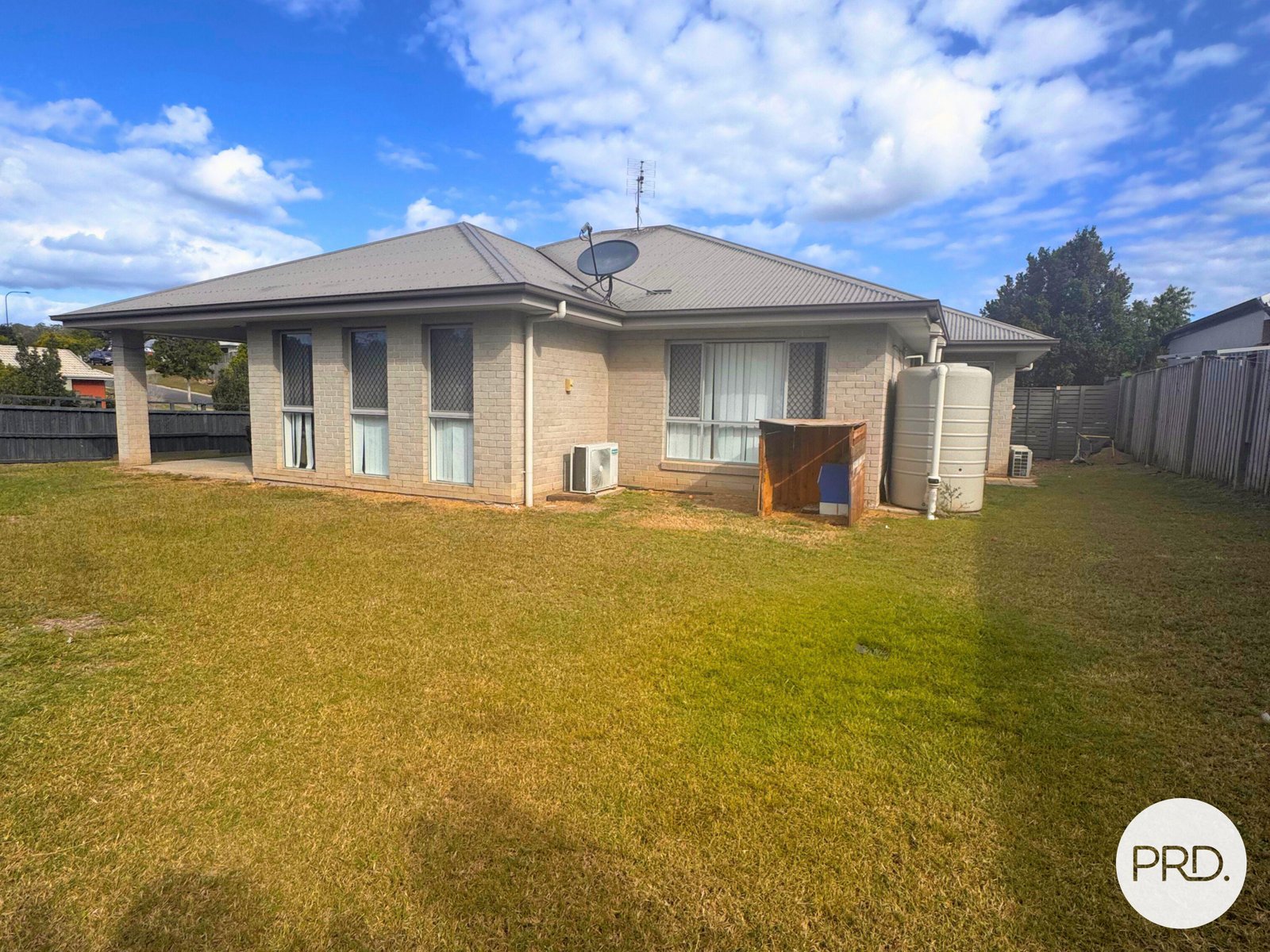 2 Jardine Crescent BOYNE ISLAND 10