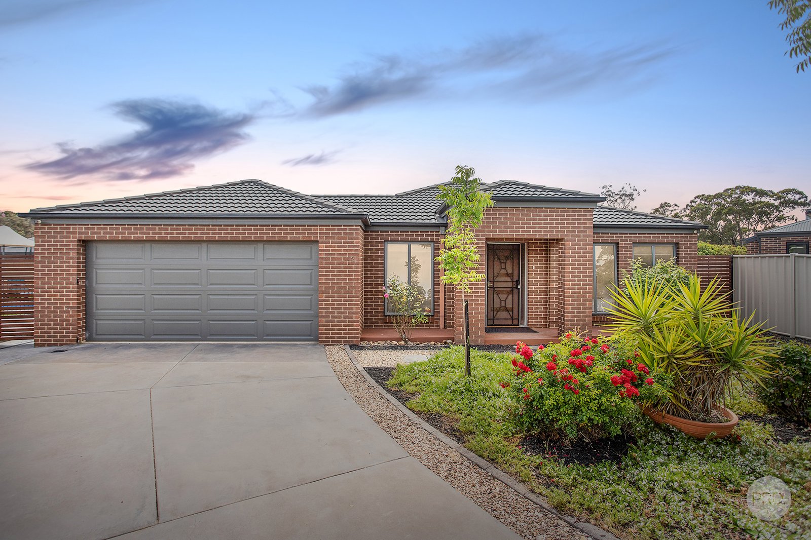 2 Jean Court MARONG 1