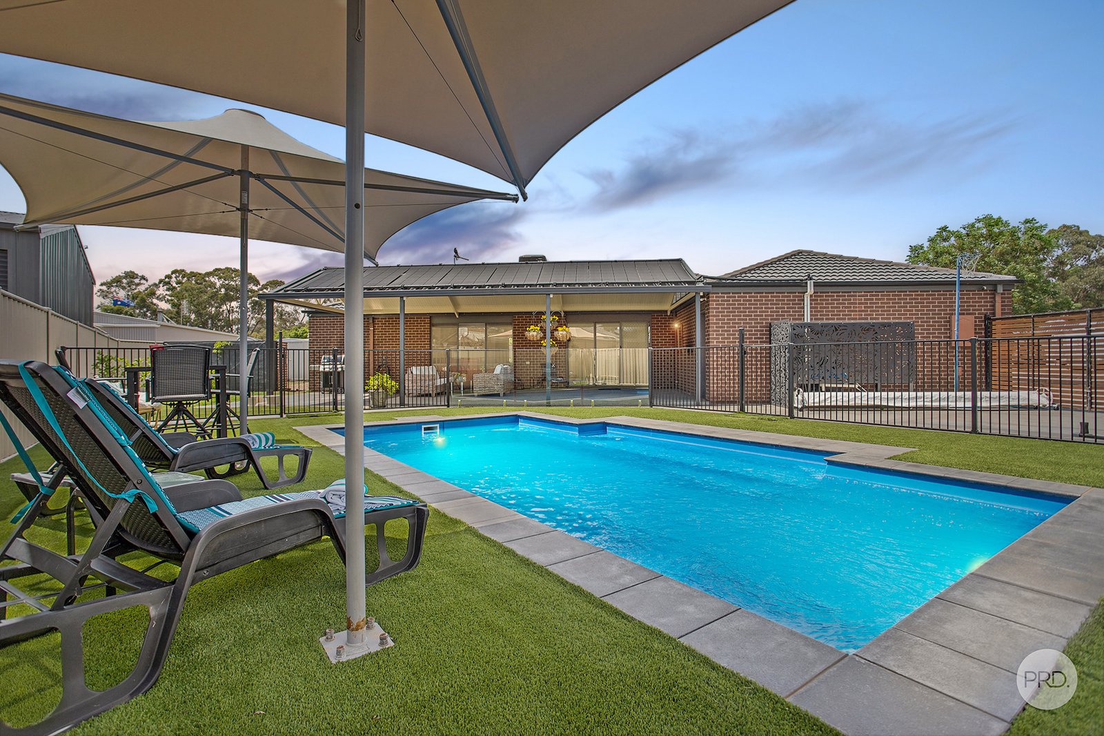 2 Jean Court MARONG 17