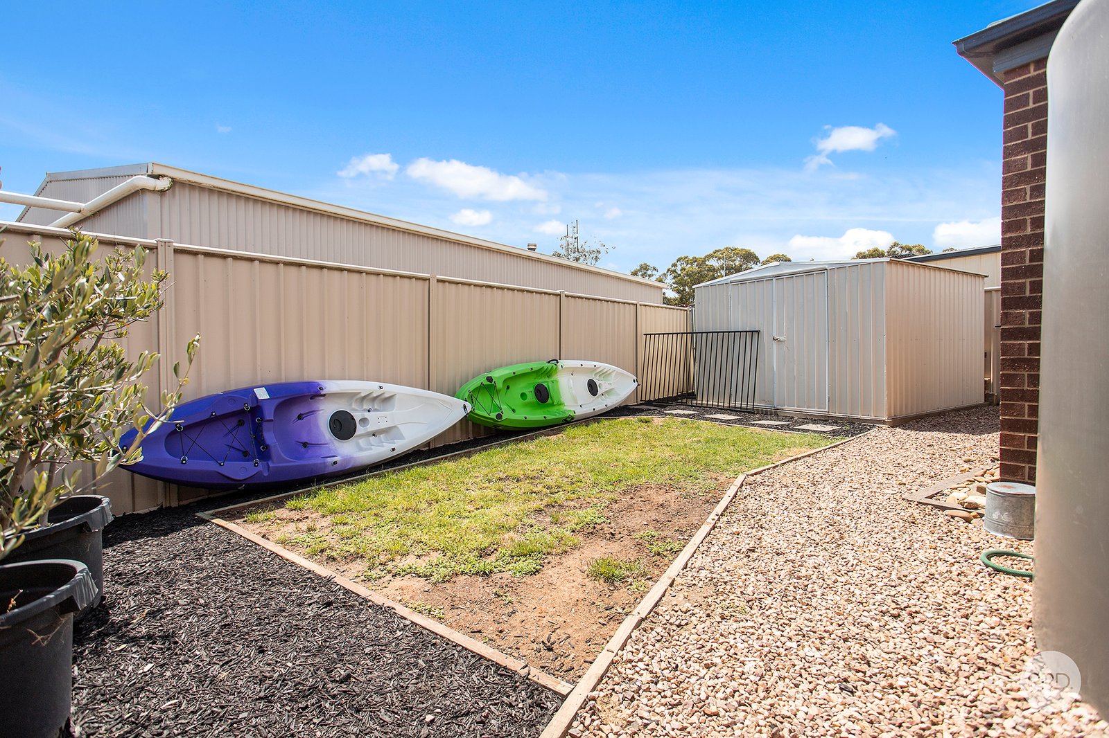 2 Jean Court MARONG 19