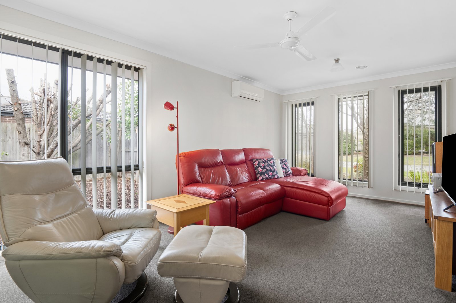 Gallery: 2 Jillian Place