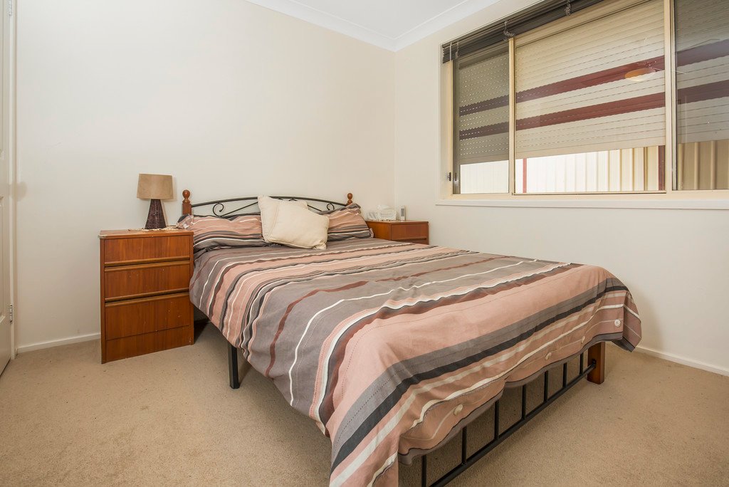 2 Joliffe Close ABERGLASSLYN 14