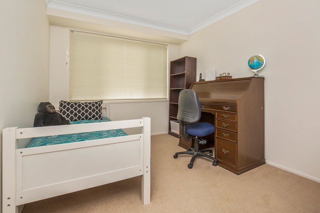 2 Joliffe Close ABERGLASSLYN 16