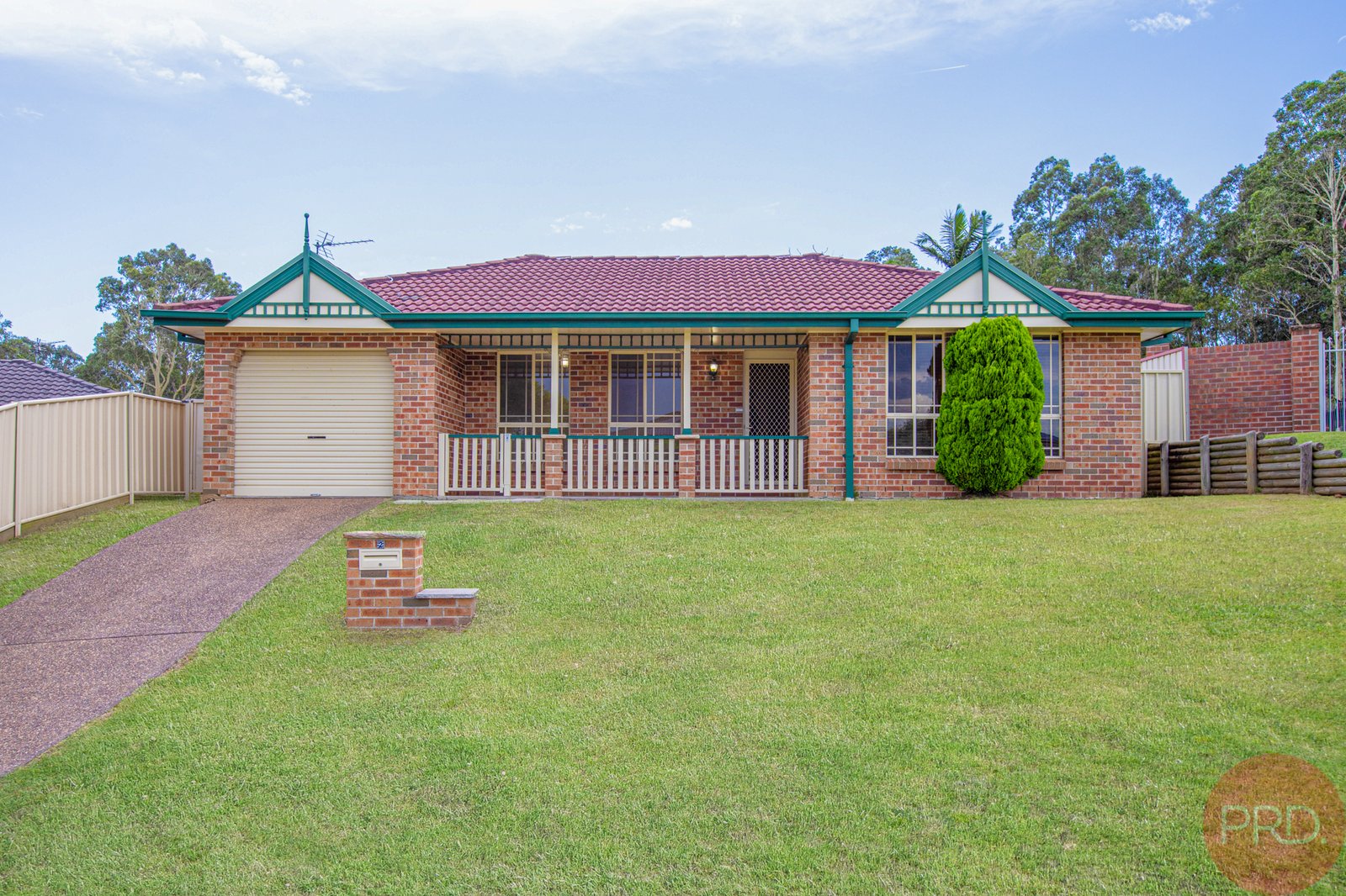 2 Joshua Close RUTHERFORD 1