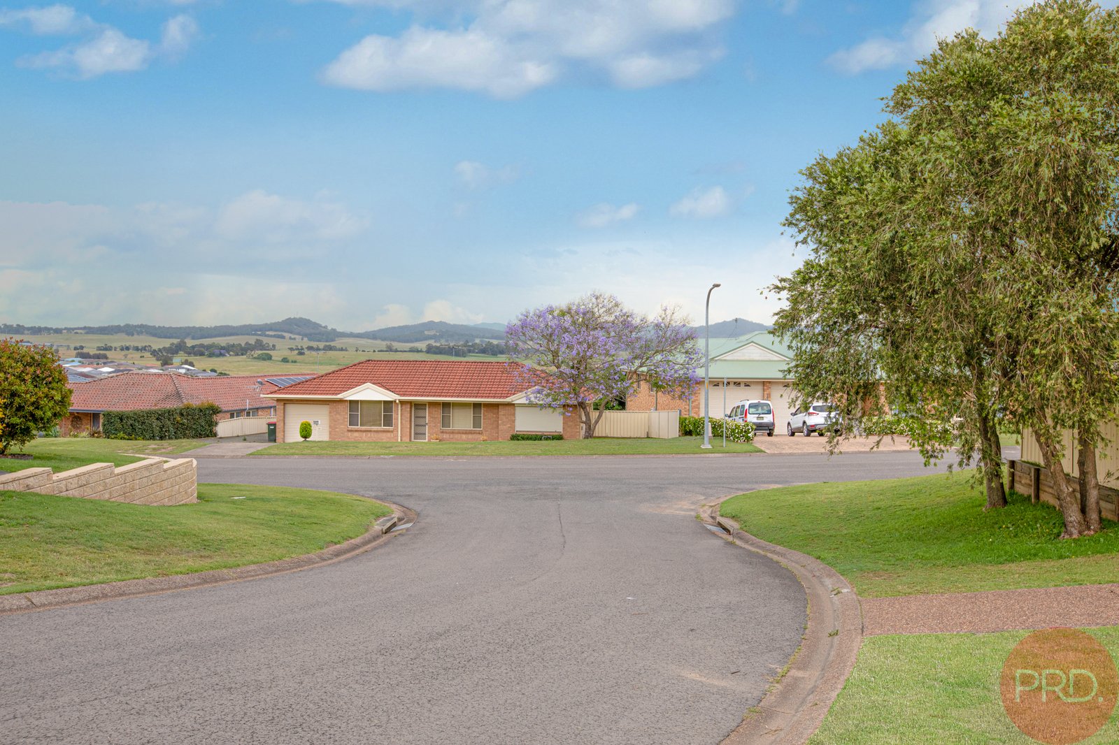 2 Joshua Close RUTHERFORD 2