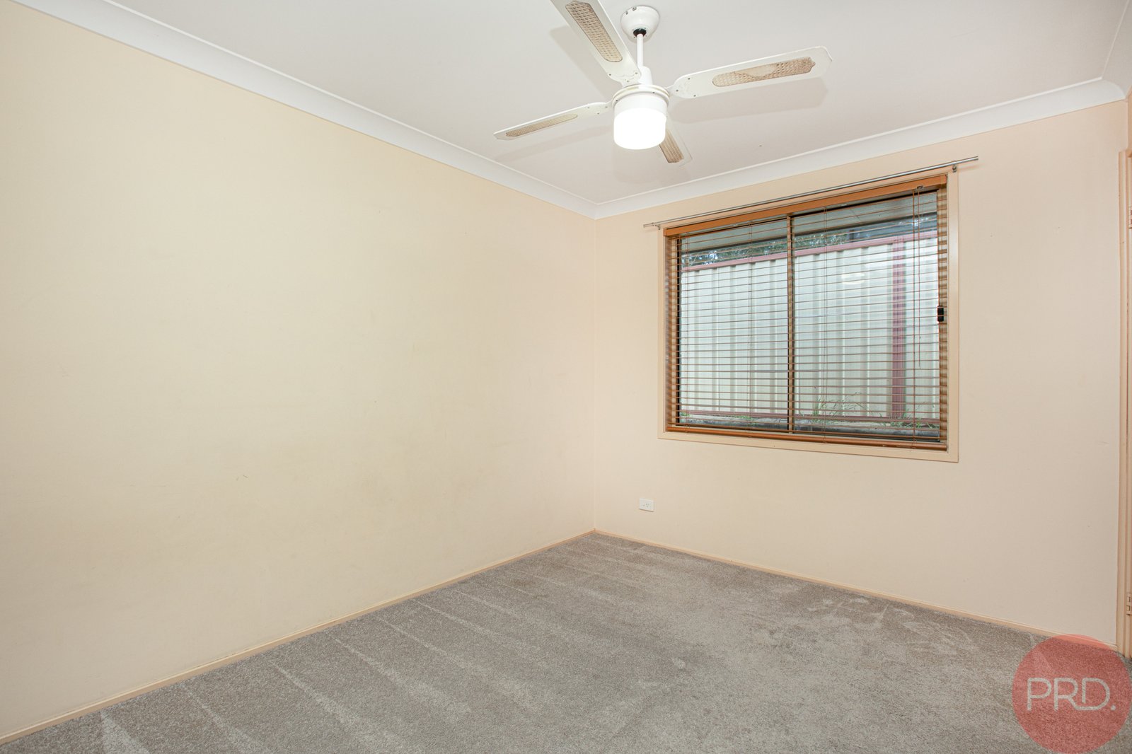 2 Joshua Close RUTHERFORD 15