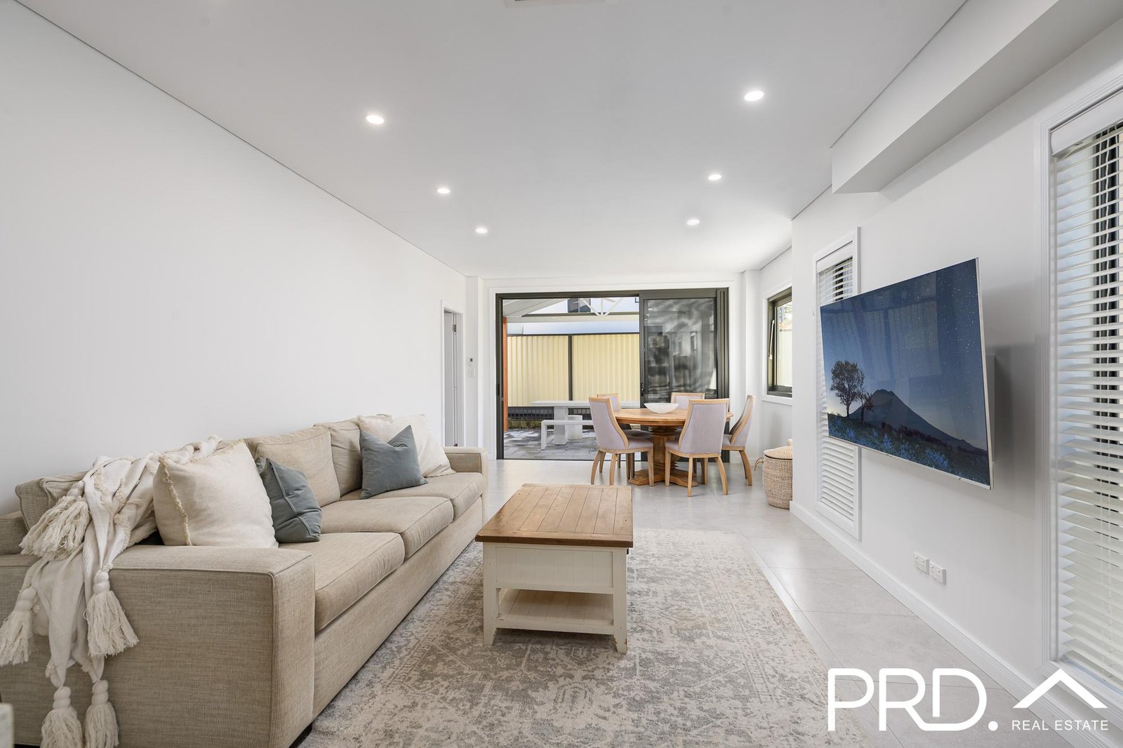 2 Joyce Avenue PICNIC POINT 2