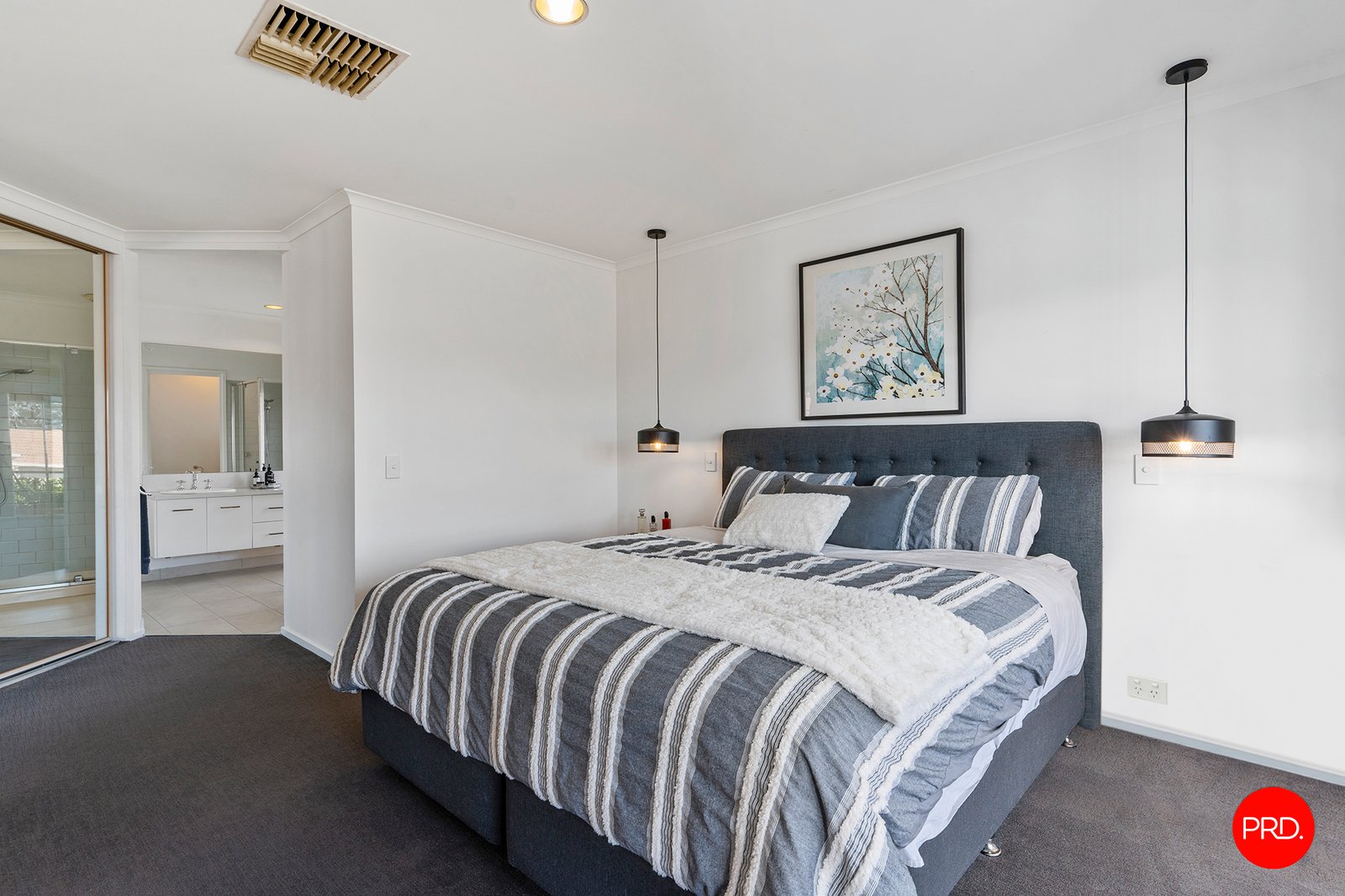 2 Kamunna Close STRATHDALE 12