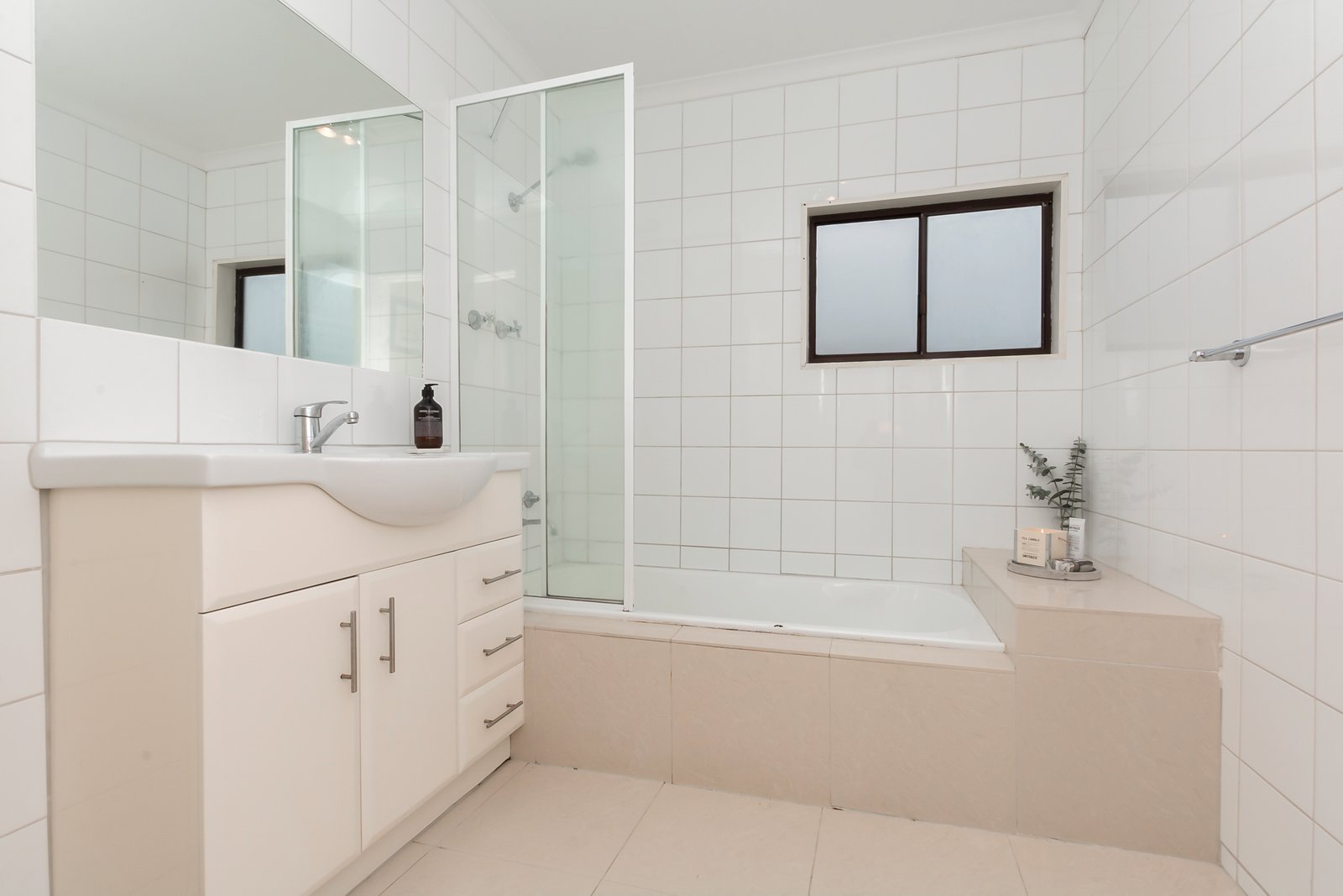 Gallery: 2 Kardinia Street