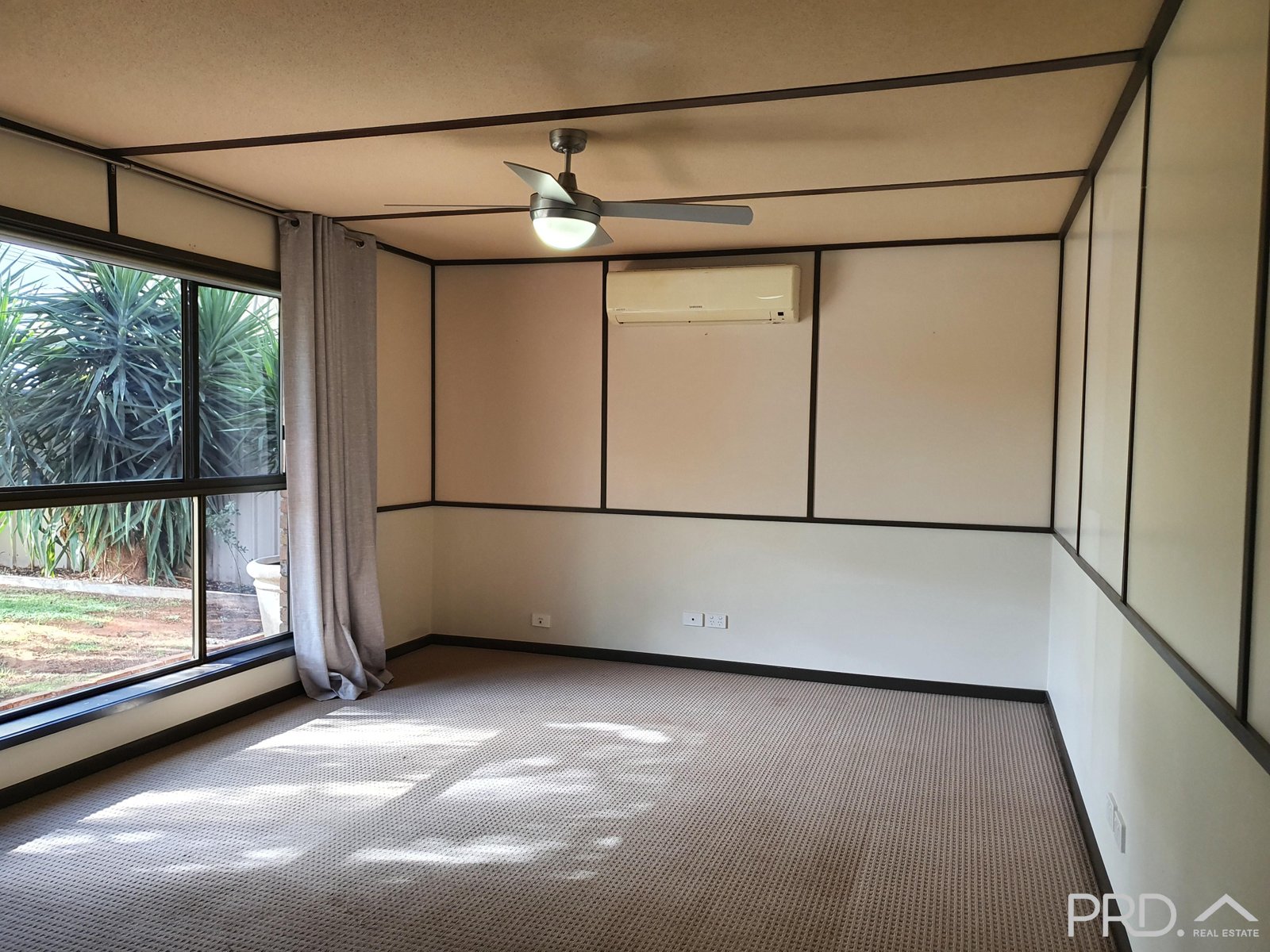 2 Karingal Court IRYMPLE 9