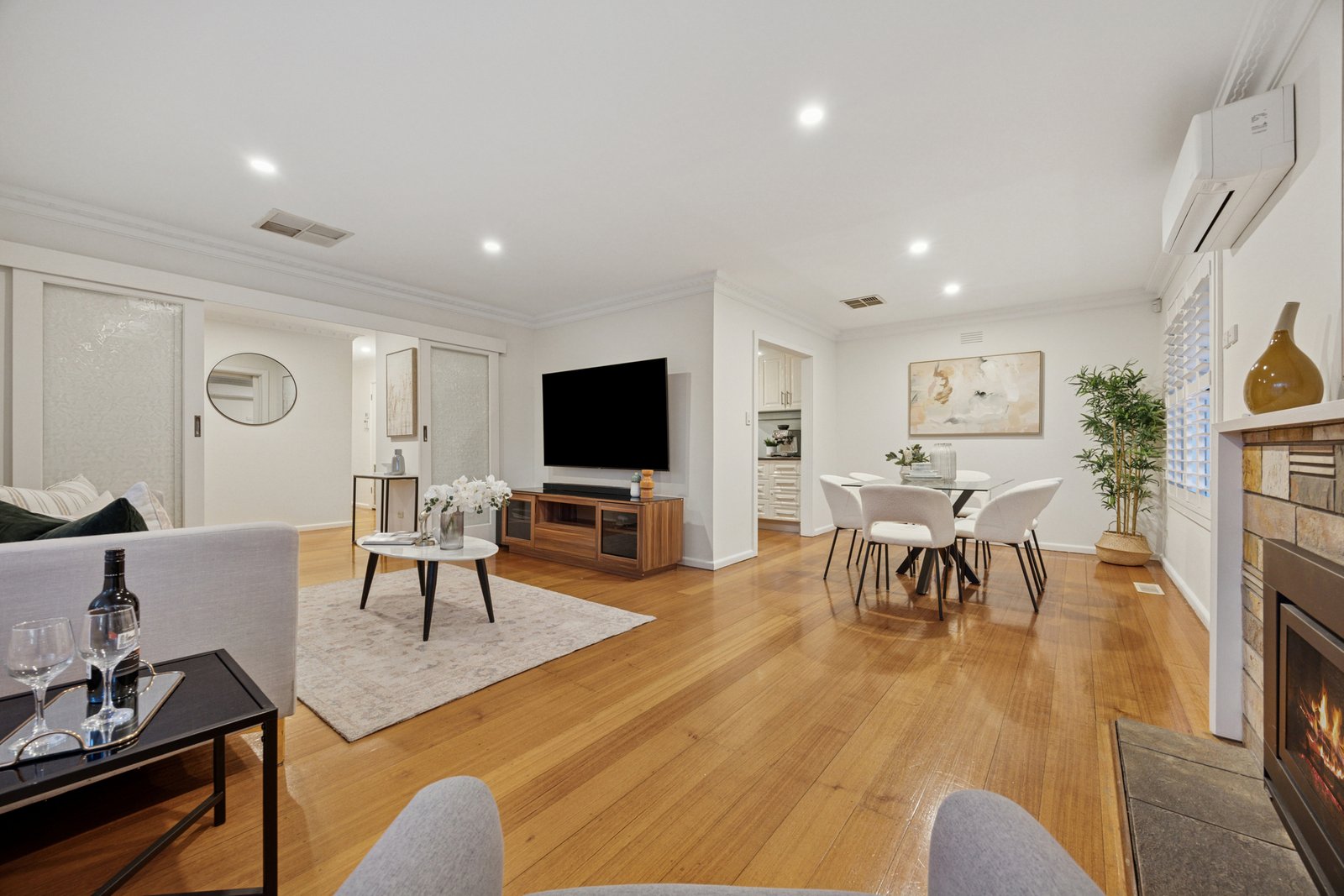 Gallery: 2 Kathrin Avenue