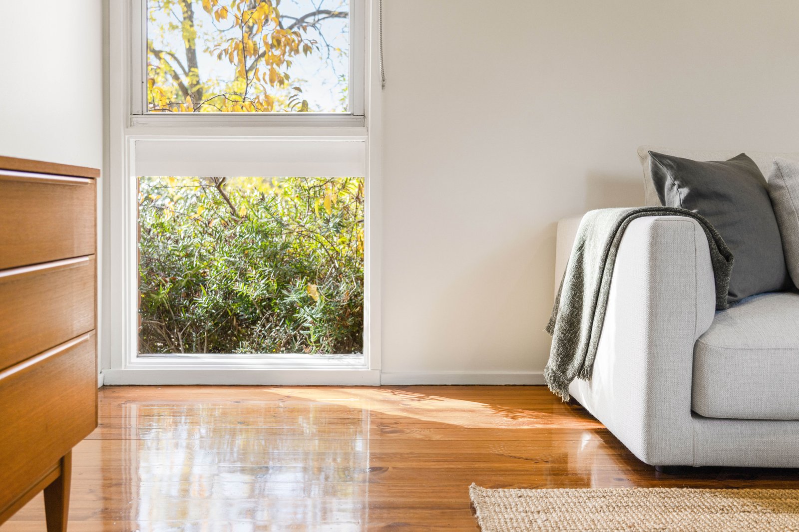 Real Estate and Property in 2 Kathryn Crescent, Woodend, VIC