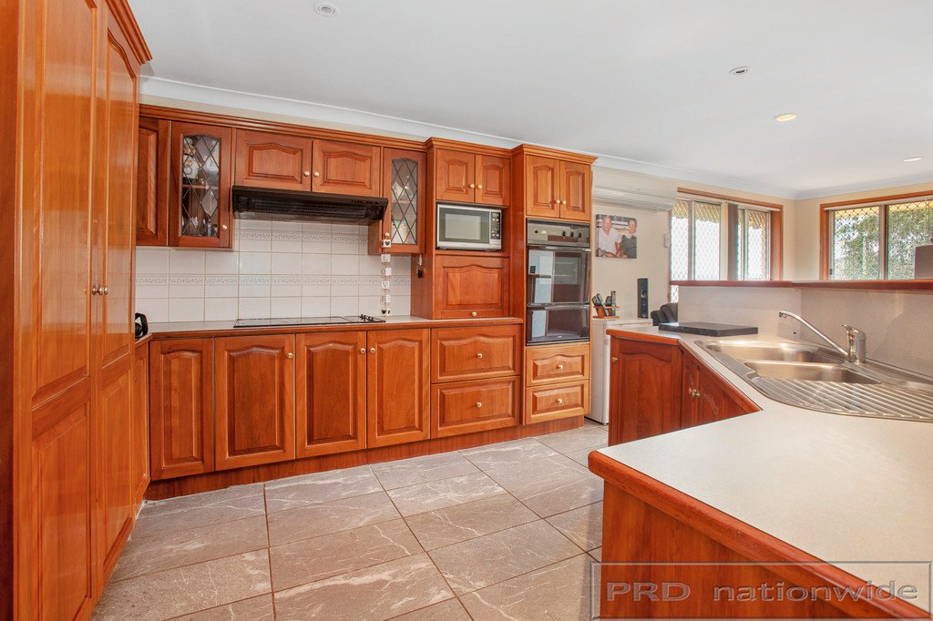 2 Kearny Close RUTHERFORD 8