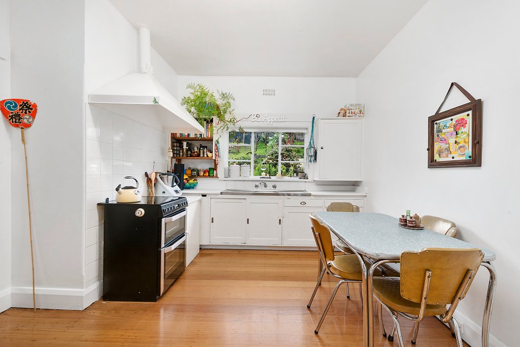 2 Kelvin Avenue MOONAH 3