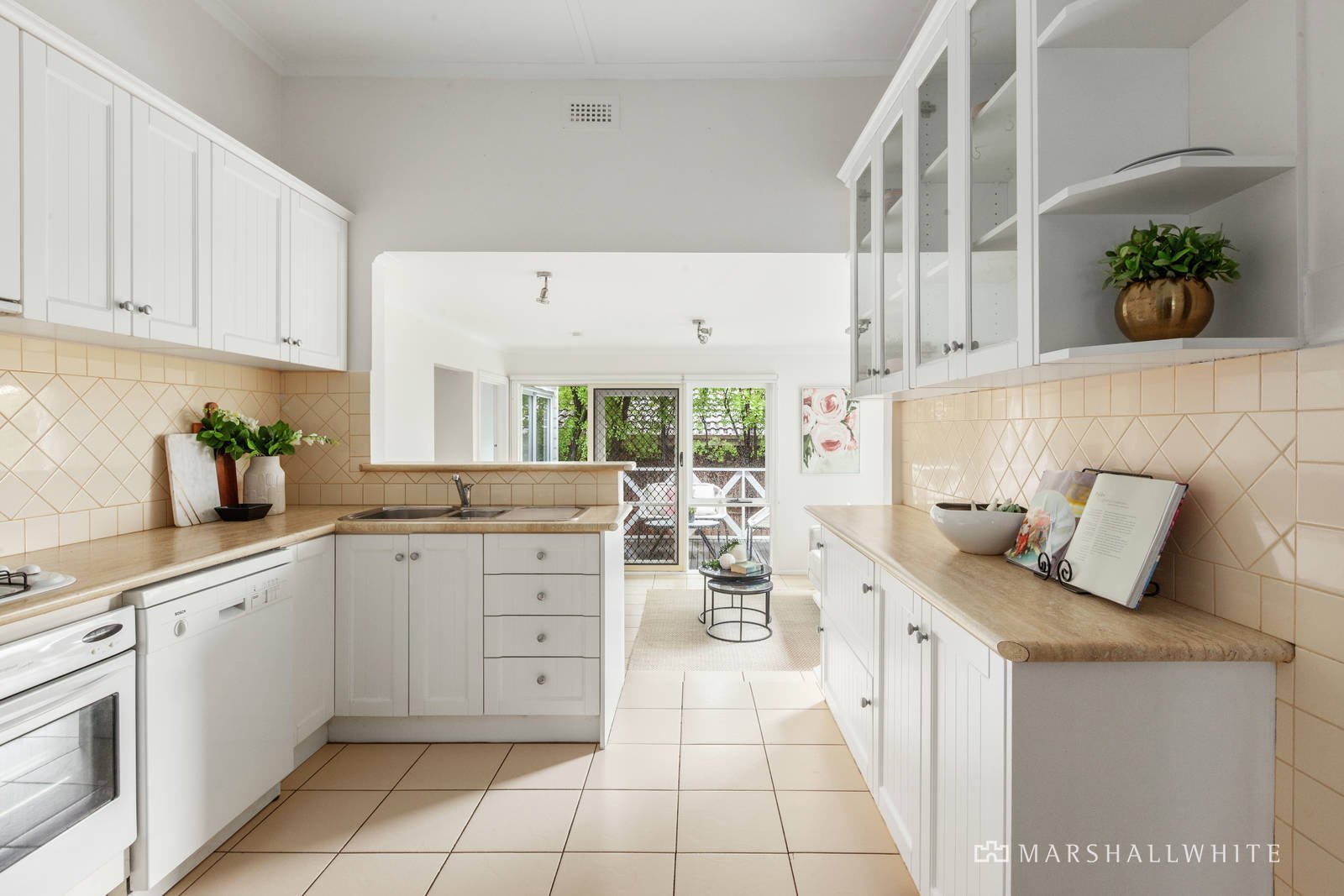 2 Kelvin Grove, Ashburton, VIC