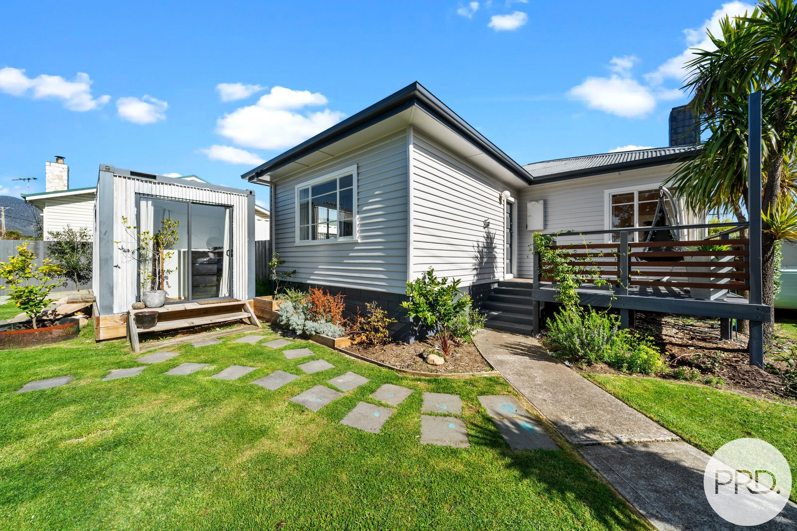 2 Kestrel Street CLAREMONT 3