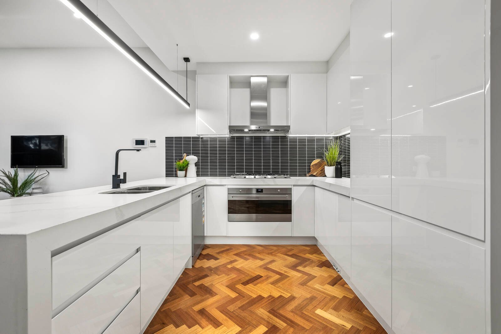 Real Estate and Property in 2 Kevin Court, Donvale, VIC