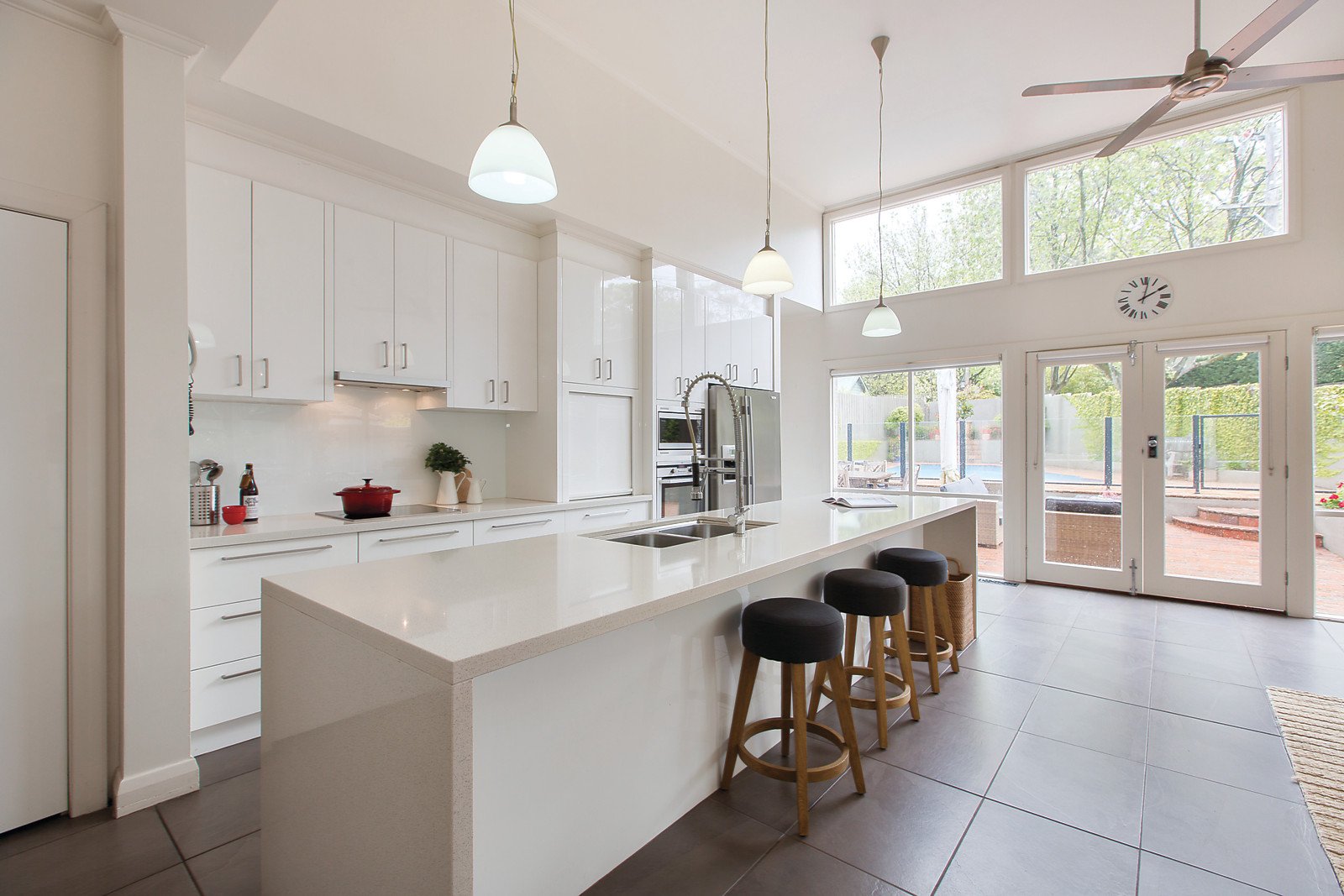 2 Kialla Avenue, Glen Iris, VIC