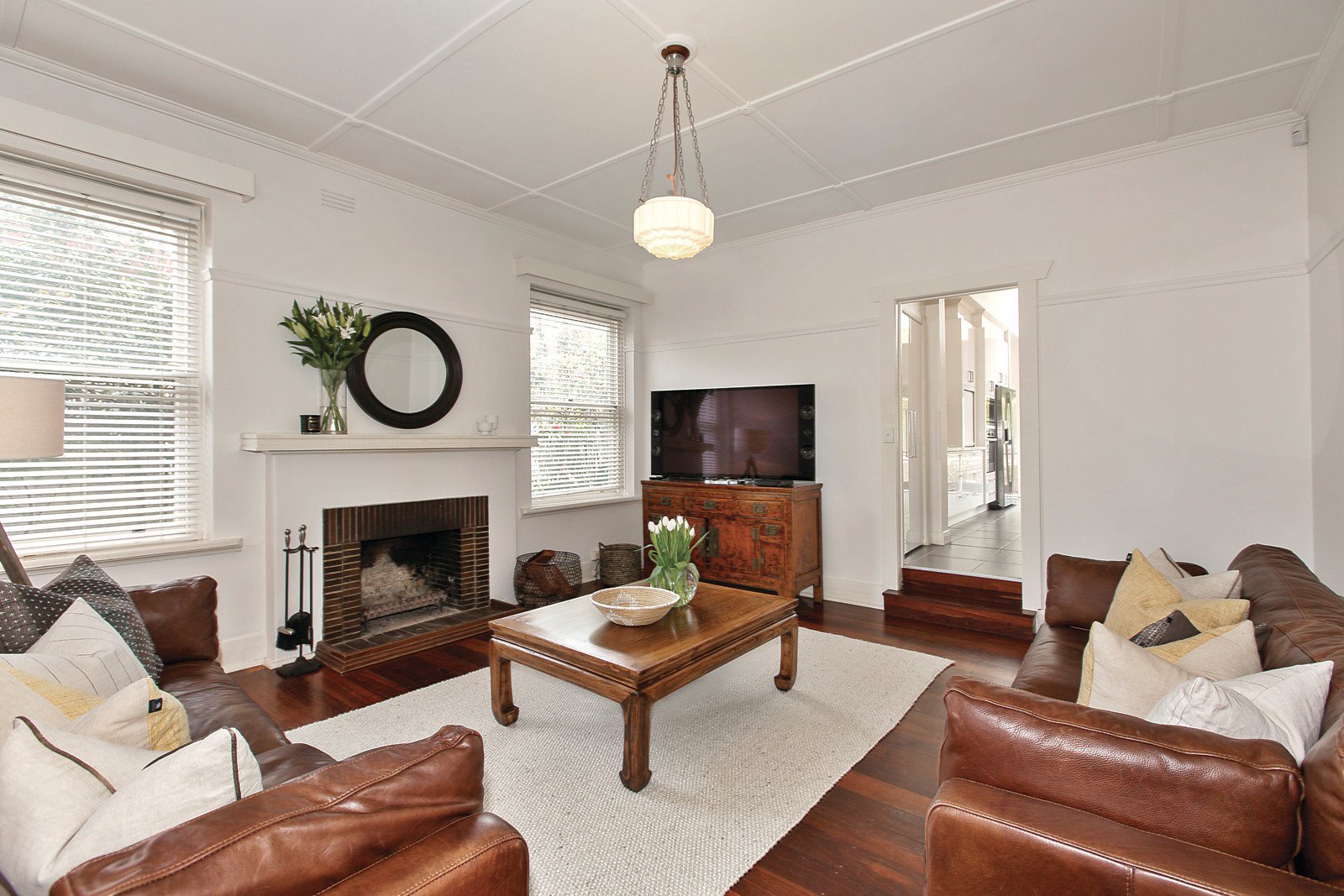 2 Kialla Avenue, Glen Iris, VIC