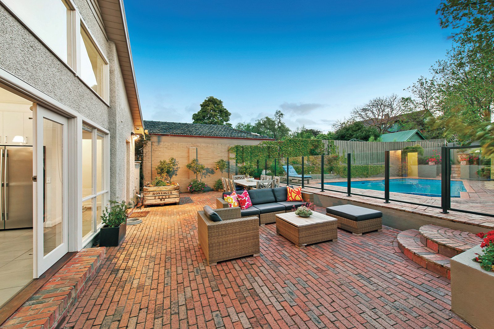 2 Kialla Avenue, Glen Iris, VIC