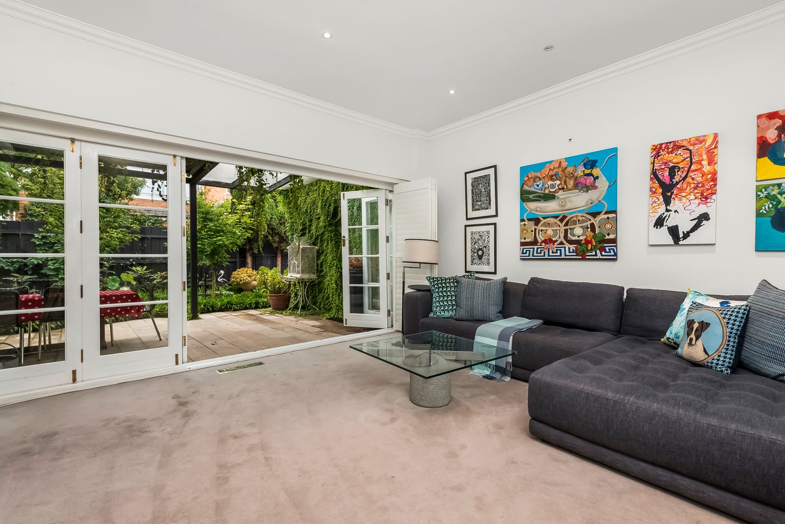 Real Estate and Property in 2 Kilsyth Avenue, Toorak, VIC