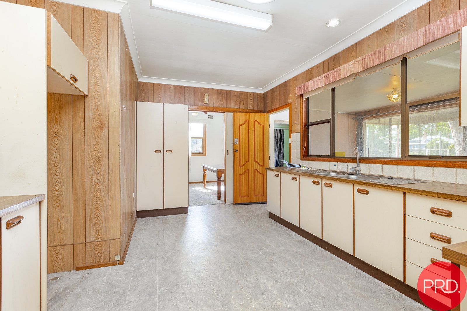 2 King Street EAST MAITLAND 10