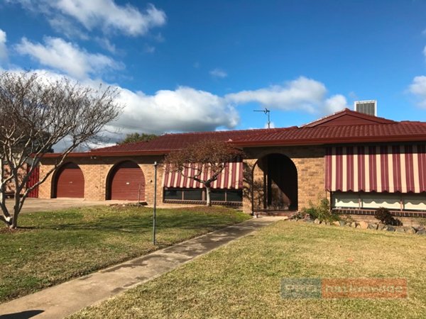 2 Kirra Street TUMUT 21